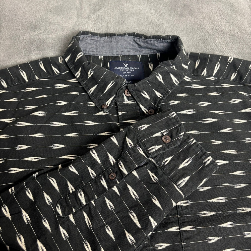 American Eagle Outfitters Mens XL Black White Ikat Arrow Western Cotton Shirt